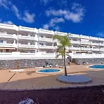 уютная и светлая с паркингом и бассейном в гигантес * Puerto de Santiago
