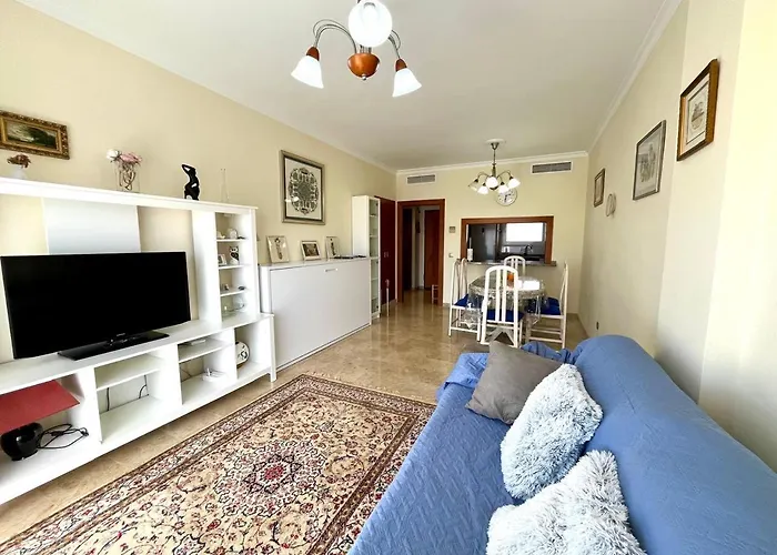Apartment уютная и светлая с паркингом и бассейном в гигантес *
