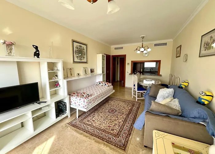 Apartment уютная и светлая с паркингом и бассейном в гигантес Puerto de Santiago (Tenerife)